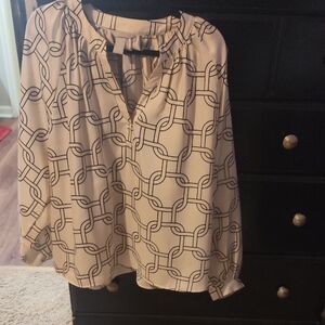 H&M Cream Blouse with Black Geometric Chain Print